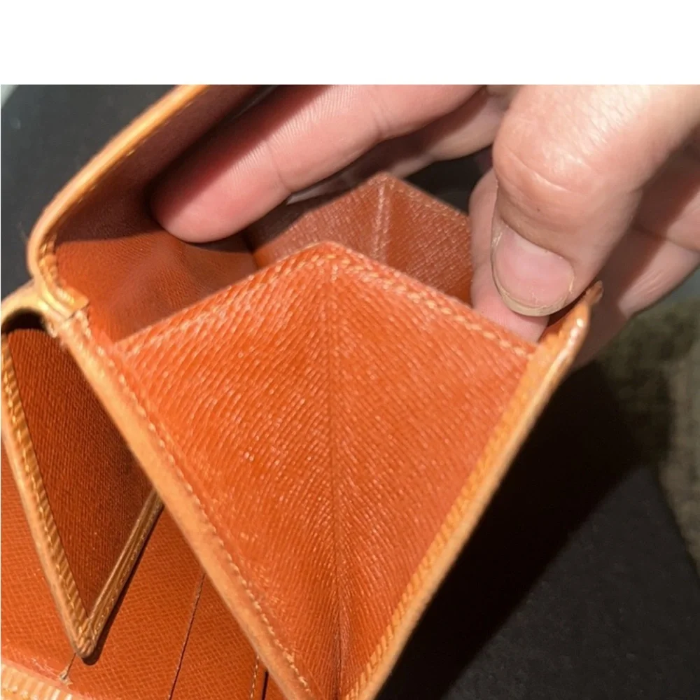 LOUIS VUITTON ELISE EPI ORANGE VINTAGE WALLET GUC